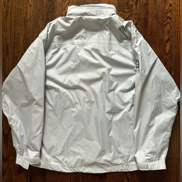 Misty Mountain Waterproof Windbreaker - Picture 9 of 15